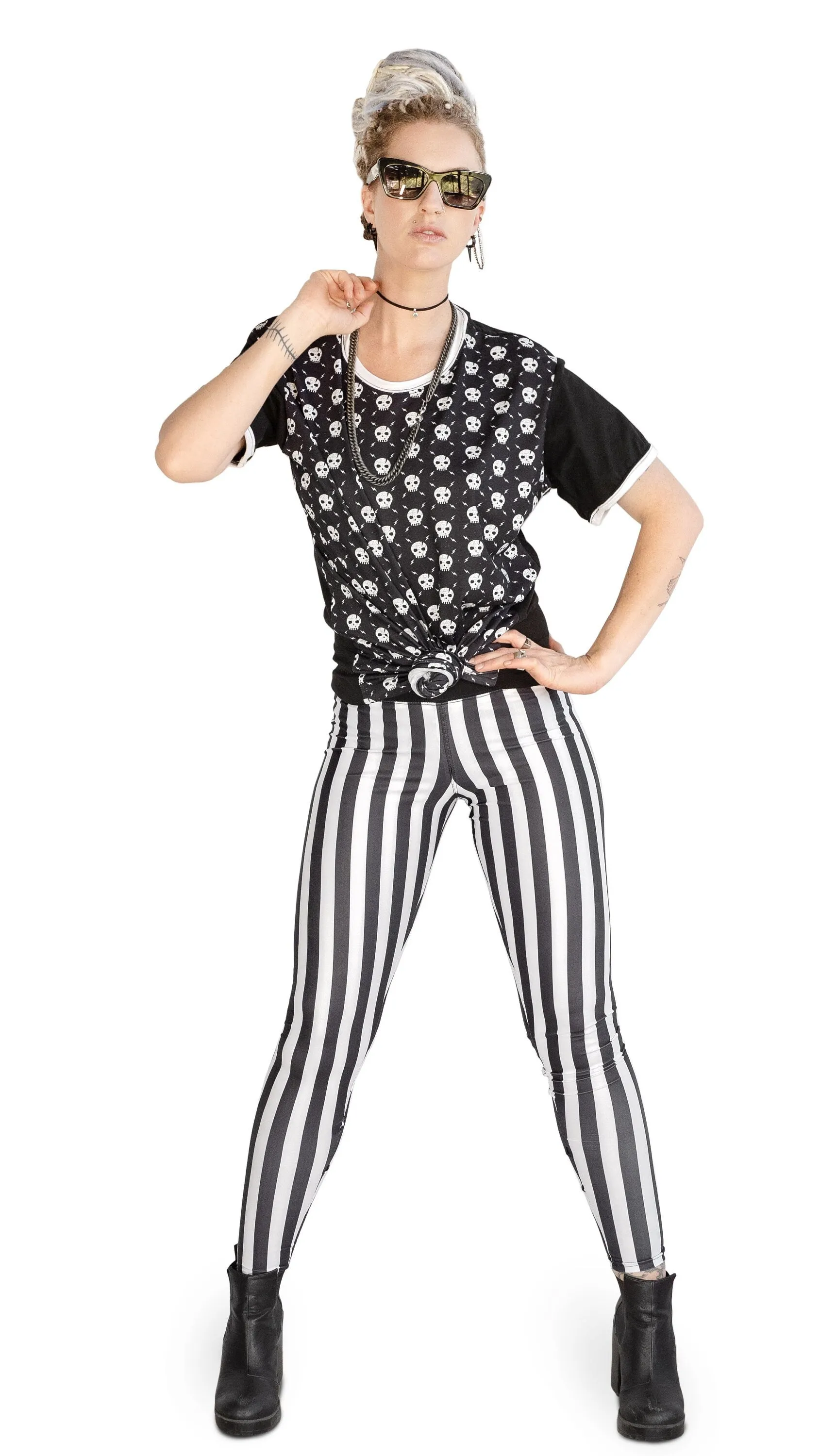 Goth circus striped leggings | in Black / White