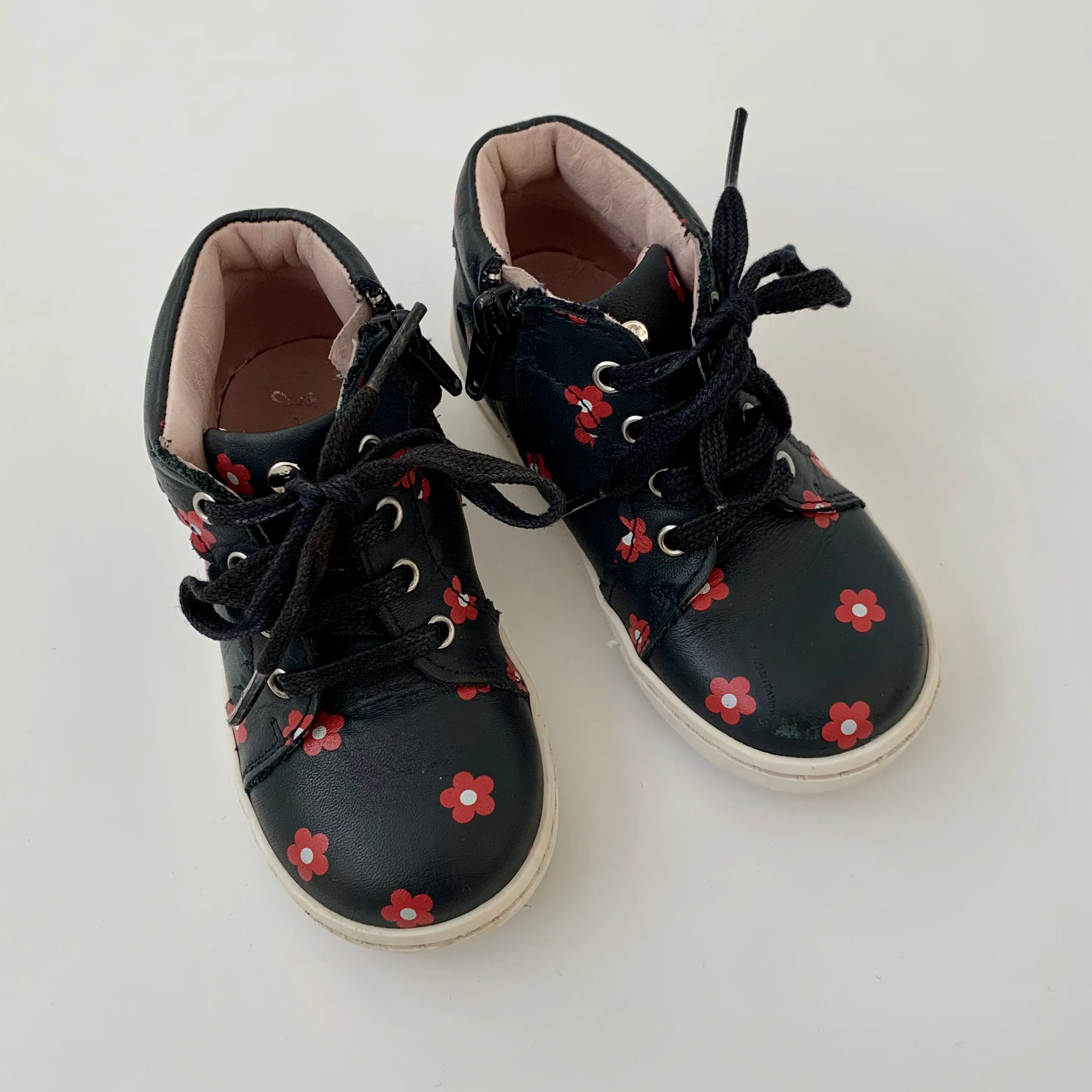 Jacadi Navy Flower Print Shoes: Size EU 23