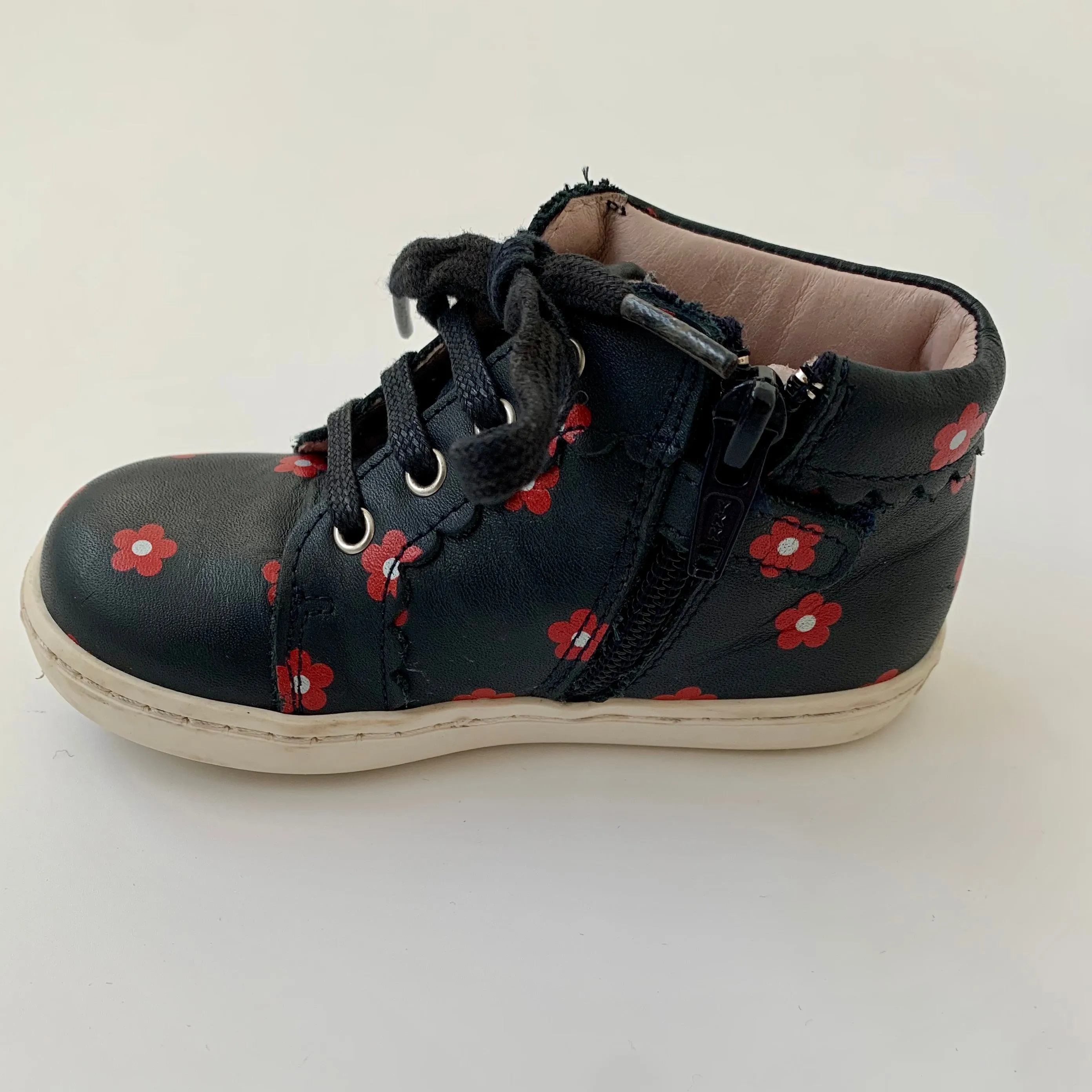 Jacadi Navy Flower Print Shoes: Size EU 23