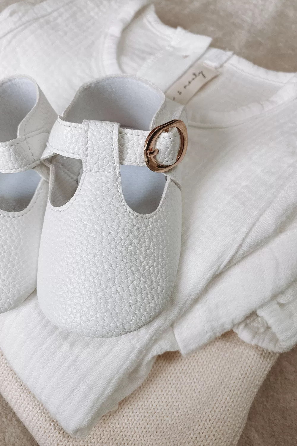 White Leatherette Textured Pram Shoes