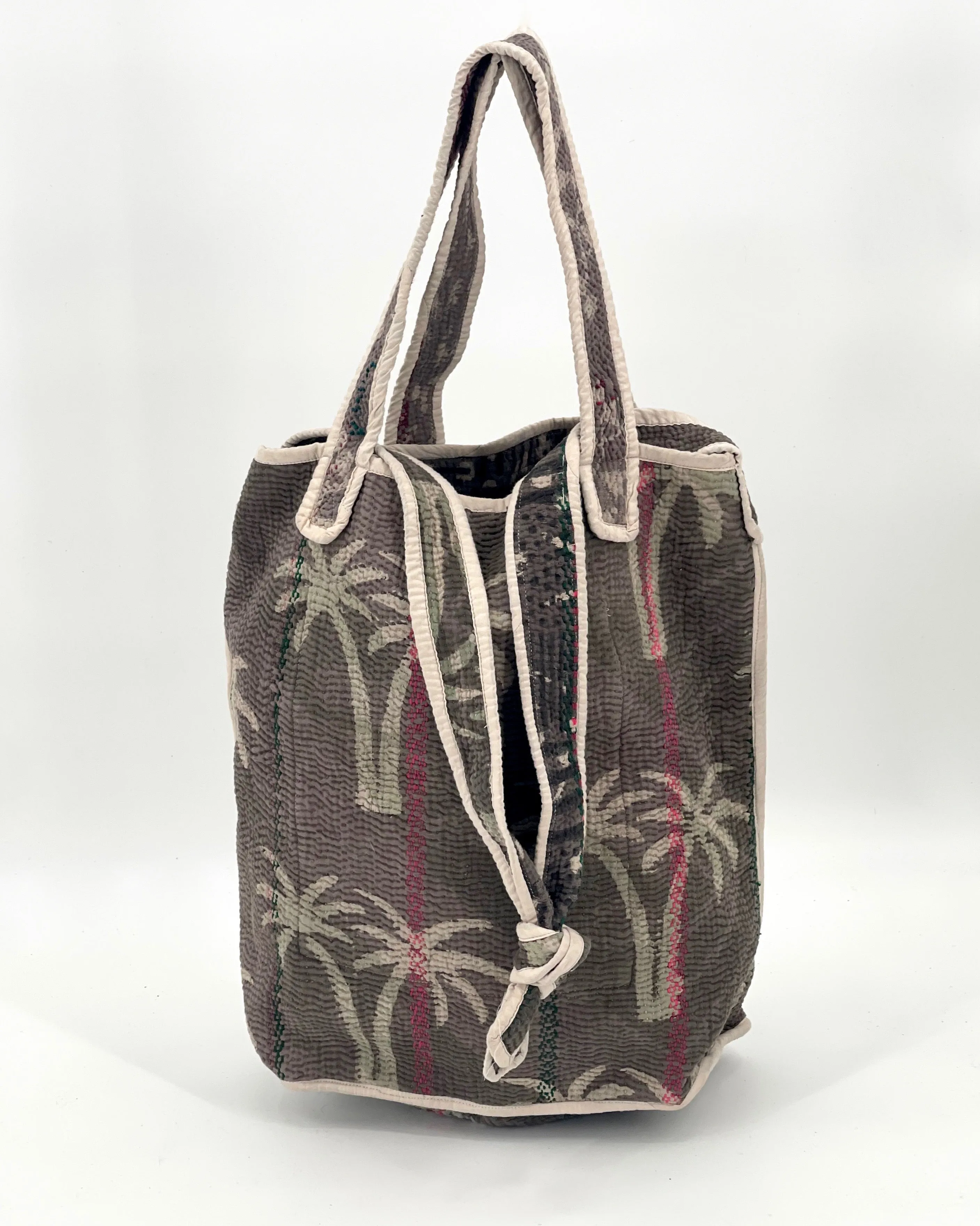 Xoti Tote Bag with Shoulder Strap